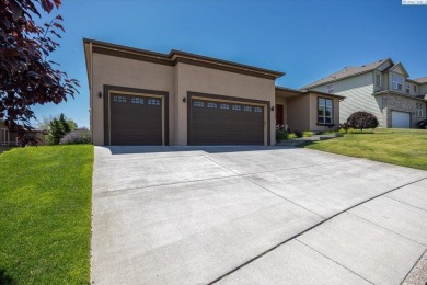 Meticulously maintained  thoughtfully updated, this stunning on Horn Rapids Golf Club in Washington - for sale on GolfHomes.com, golf home, golf lot