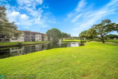 This elegant and tasteful unit features two bedrooms and two on Hollybrook Golf and Tennis Club  in Florida - for sale on GolfHomes.com, golf home, golf lot