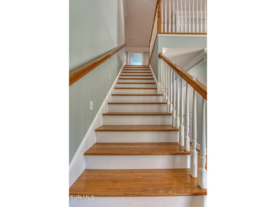 *Motivated Sellers!* Low maintenance lake house just in time for on Tri Cities Golf Club in Tennessee - for sale on GolfHomes.com, golf home, golf lot
