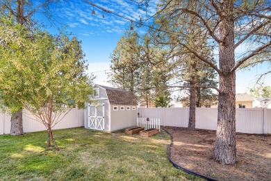 Welcome to cul-de-sac charm and comfort in this beautifully on The Fairways at West Terrace in Washington - for sale on GolfHomes.com, golf home, golf lot