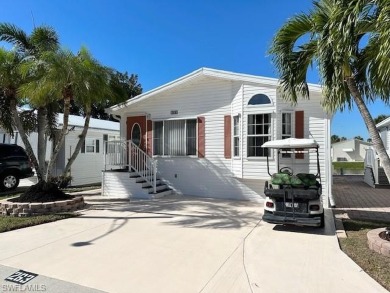 Open floor plan, high ceilings, a true 2Br/2Ba, and new roof in on The Rookery At Marco in Florida - for sale on GolfHomes.com, golf home, golf lot