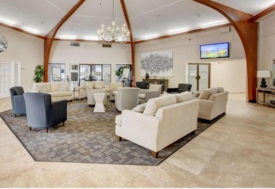 Immaculate and fully renovated 1-bedroom, 1.5-bath condo in the on  in Florida - for sale on GolfHomes.com, golf home, golf lot