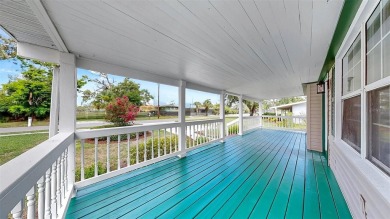 One or more photo(s) has been virtually staged. Fore!!! Welcome on Bradenton Country Club in Florida - for sale on GolfHomes.com, golf home, golf lot