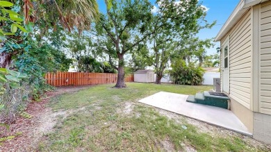 One or more photo(s) has been virtually staged. Fore!!! Welcome on Bradenton Country Club in Florida - for sale on GolfHomes.com, golf home, golf lot