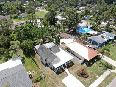 One or more photo(s) has been virtually staged. Fore!!! Welcome on Bradenton Country Club in Florida - for sale on GolfHomes.com, golf home, golf lot