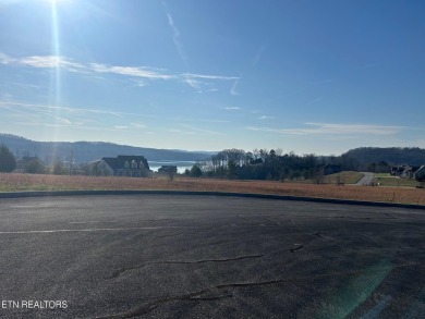 Now is your chance to upgrade your living to a gated luxury on Rockwood Golf and Country Club in Tennessee - for sale on GolfHomes.com, golf home, golf lot