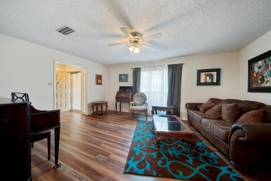 Come see this 3 bedroom, 2 bath brick home that has the space on Comanche Trail Golf Course in Texas - for sale on GolfHomes.com, golf home, golf lot