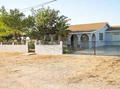 PRICE ADJUSTMENT, original owners; ranch style house sits on a 2 on Tierra Del Sol Golf Course in California - for sale on GolfHomes.com, golf home, golf lot