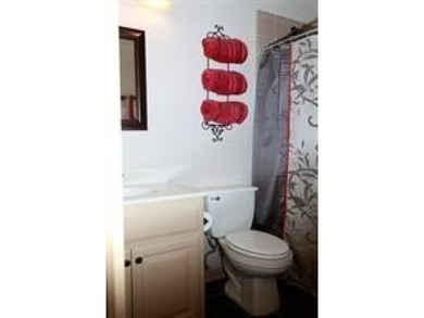 Beautiful home in highly sought after Master planned golf course on Heritage Lakes - Par 3 - 9 Hole Course in Texas - for sale on GolfHomes.com, golf home, golf lot