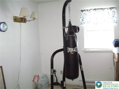 COMFORTABLE SHEPHERD HILLS TOWNHOME. There are 3 bedrooms and 1 on Shepherd Hills Golf Club in Pennsylvania - for sale on GolfHomes.com, golf home, golf lot