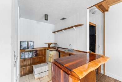 TRANQUIL RETREAT IN CRANE CREEK COUNTRY CLUB!!! Experience the on Martin Downs Country Club in Florida - for sale on GolfHomes.com, golf home, golf lot