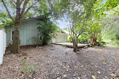 TRANQUIL RETREAT IN CRANE CREEK COUNTRY CLUB!!! Experience the on Martin Downs Country Club in Florida - for sale on GolfHomes.com, golf home, golf lot