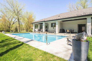 Enjoy Resort Style living right in Dakota Dunes!!!  This amazing on Dakota Dunes Country Club in South Dakota - for sale on GolfHomes.com, golf home, golf lot
