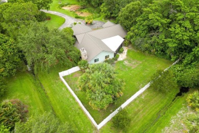 TRANQUIL RETREAT IN CRANE CREEK COUNTRY CLUB!!! Experience the on Martin Downs Country Club in Florida - for sale on GolfHomes.com, golf home, golf lot