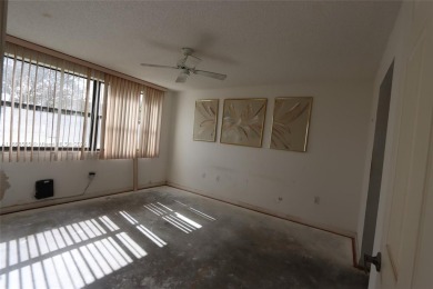 The Best in Sunrise Lakes, Phase IV. Needs a little TLC. 2/2 on Sunrise Lakes Phase IV Golf Course in Florida - for sale on GolfHomes.com, golf home, golf lot