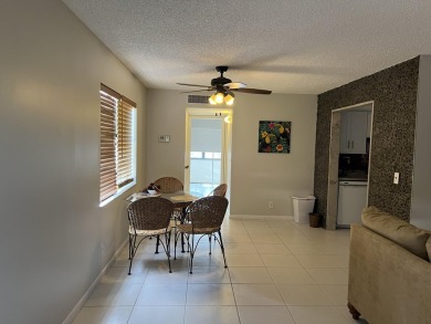 Custom kitchen with designer granite counters functional new on Kings Point Golf -Flanders Way in Florida - for sale on GolfHomes.com, golf home, golf lot