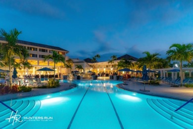 Stylish 2br, 2bth corner condo in Hunters Run Country Club on Hunters Run Golf and Country Club in Florida - for sale on GolfHomes.com, golf home, golf lot