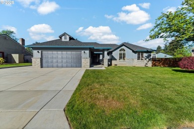 Beautiful Golf Course Home with Modern Upgrades!Nestled along on Club Green Meadows in Washington - for sale on GolfHomes.com, golf home, golf lot