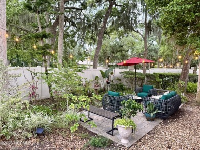 Bird lovers paradise with the pavered outdoor patio space right on The Yard in Florida - for sale on GolfHomes.com, golf home, golf lot