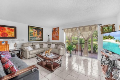 Welcome to this charming 2 bedroom, 2 bathroom ground-floor on Hollybrook Golf and Tennis Club  in Florida - for sale on GolfHomes.com, golf home, golf lot