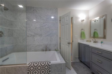 Step inside this beautiful, comprehensively renovated on Lakewood Oaks Golf Club, Ltd. in Missouri - for sale on GolfHomes.com, golf home, golf lot