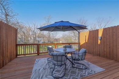 Step inside this beautiful, comprehensively renovated on Lakewood Oaks Golf Club, Ltd. in Missouri - for sale on GolfHomes.com, golf home, golf lot