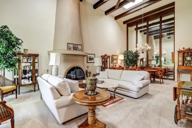 Beautifully updated corner-unit townhome in Villa Serena, within on The Canyon Club in New Mexico - for sale on GolfHomes.com, golf home, golf lot