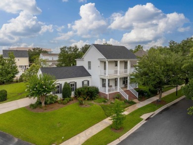 Seller is now offering $10,000 towards updates or closing costs on Southwood Golf Club in Florida - for sale on GolfHomes.com, golf home, golf lot