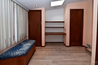 Spacious & Sun-Filled Townhome in Prime Location! Discover the on Desert Hawk At Pueblo West in Colorado - for sale on GolfHomes.com, golf home, golf lot