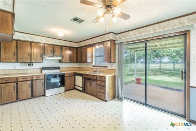 Welcome to 110 Lakewood Drive--an affordable, well-built brick on Gatesville Country Club in Texas - for sale on GolfHomes.com, golf home, golf lot