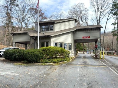 BUYERS !! 
WALKING DISTANCE TO GOLF COURSE!! 
SECURITY  GATE on Bent Tree Golf Course in Georgia - for sale on GolfHomes.com, golf home, golf lot
