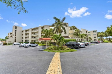 Welcome to Gramercy at Poinciana, a 55+ community offering a on Poinciana Golf Club in Florida - for sale on GolfHomes.com, golf home, golf lot