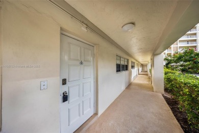 Beautiful condo in the exclusive Palm Aire Country Club. This on Palm-Aire Country Club and Resort - Palms in Florida - for sale on GolfHomes.com, golf home, golf lot