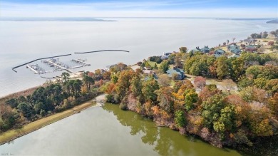 Welcome to this top-floor condo at the Kingsmill Resort, where on Kingsmill Resort and Golf Club in Virginia - for sale on GolfHomes.com, golf home, golf lot