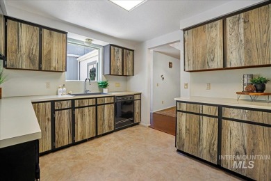 Don't miss your opportunity to own a stunning condo in a serene on Twin Falls Municipal Golf Course in Idaho - for sale on GolfHomes.com, golf home, golf lot