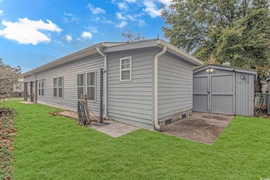 This very open and spacious 3 Bedroom, 2 Bath beach house is on Prestwick Country Club in South Carolina - for sale on GolfHomes.com, golf home, golf lot