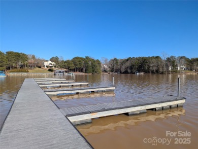 Beautiful cul-de-sac lot in the gated community of Heron Bay on Old North State Club at Uwharrie Point Golf community in North Carolina - for sale on GolfHomes.com, golf home, golf lot