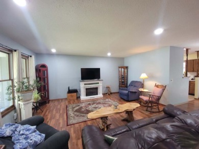 This well-kept ranch on Twin Lakes Golf Club in Arkansas - for sale on GolfHomes.com, golf home, golf lot