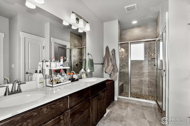 Beautiful Vernazza townhome, meticulously maintained & ready for on Highland Meadows Golf Course in Colorado - for sale on GolfHomes.com, golf home, golf lot