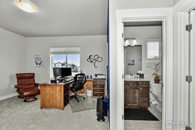 Beautiful Vernazza townhome, meticulously maintained & ready for on Highland Meadows Golf Course in Colorado - for sale on GolfHomes.com, golf home, golf lot