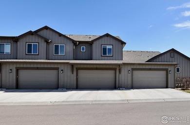 Beautiful Vernazza townhome, meticulously maintained & ready for on Highland Meadows Golf Course in Colorado - for sale on GolfHomes.com, golf home, golf lot