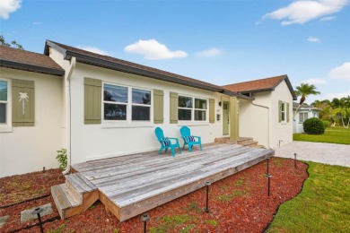 Welcome to this beautifully renovated, move-in ready pool home on The Renaisssance Vinoy Golf Club in Florida - for sale on GolfHomes.com, golf home, golf lot