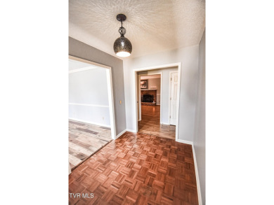 This gorgeous Cape Cod Colonial home is located in the heart of on Tri Cities Golf Club in Tennessee - for sale on GolfHomes.com, golf home, golf lot
