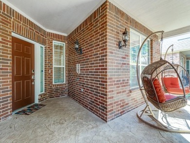 Welcome to this warm and inviting home in the highly on Frisco Lakes Golf Course in Texas - for sale on GolfHomes.com, golf home, golf lot