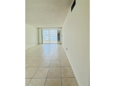 Freshly painted 1-bedroom, 1-bathroom condo located on the on Sunrise Lakes Phase III in Florida - for sale on GolfHomes.com, golf home, golf lot