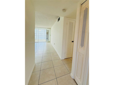 Freshly painted 1-bedroom, 1-bathroom condo located on the on Sunrise Lakes Phase III in Florida - for sale on GolfHomes.com, golf home, golf lot