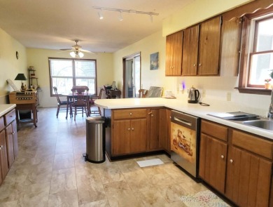 This well-kept ranch on Twin Lakes Golf Club in Arkansas - for sale on GolfHomes.com, golf home, golf lot