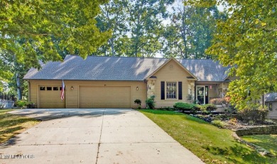 Garage door replaced. Exterior painting and back deck staining on Stonehenge Golf Course in Tennessee - for sale on GolfHomes.com, golf home, golf lot