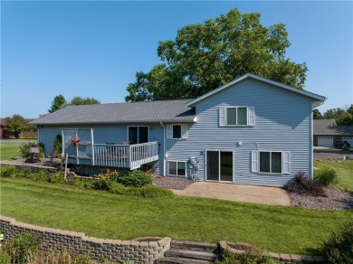 This beautifully maintained 3 bed, 2 bath home on the edge of on Rolling Oaks Golf Course in Wisconsin - for sale on GolfHomes.com, golf home, golf lot