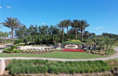 Nestled in the prestigious community of Esplanade, this 3 bed + on Esplanade Golf and  Country Club in Florida - for sale on GolfHomes.com, golf home, golf lot